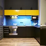 Location Yellow-black Lejlighed Budapest