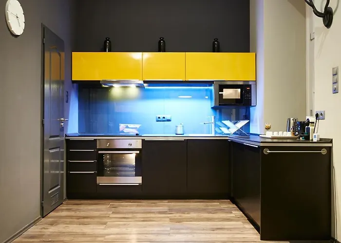 Location Yellow-black Apartament Budapesta