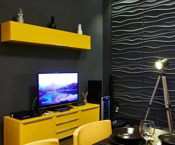 Location Yellow-black