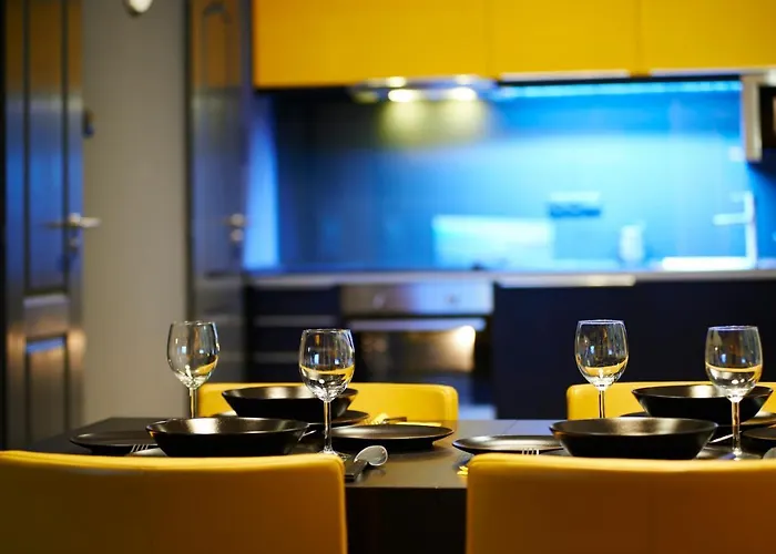 Location Yellow-black * Budapesta